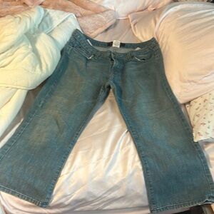 Urban Outfitters vintage y2k Capri jeans